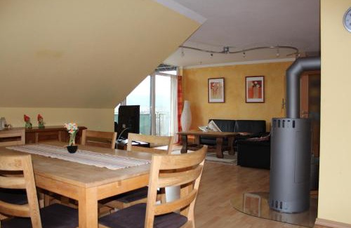 Wiemeringhausen Apartamento | Ferienwohnung Moos-Hochsauerland