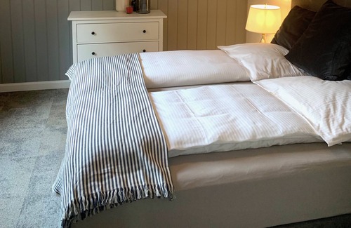 Erkrath Apartamento | Ferienwohnung "neandertal" 65 qm