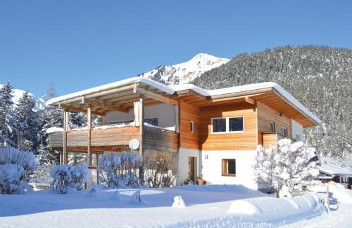 Bach Apartamento | Ferienwohnung Nety