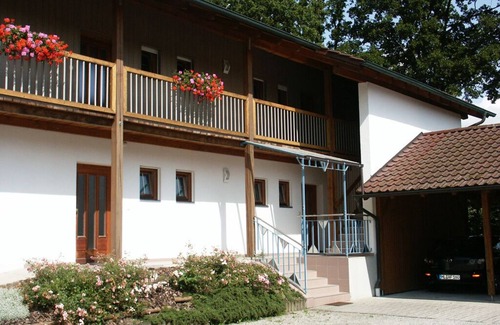 Bad Birnbach Apartamento | Apartamento No. 1 | Apartamento para 4 personas con sala de estar y chimenea