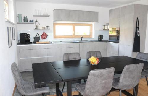Hallein Apartamento | Ferienwohnung Oberalm