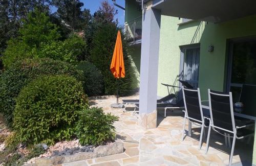 Mainstockheim Apartamento | Ferienwohnung Pension am Weinberg