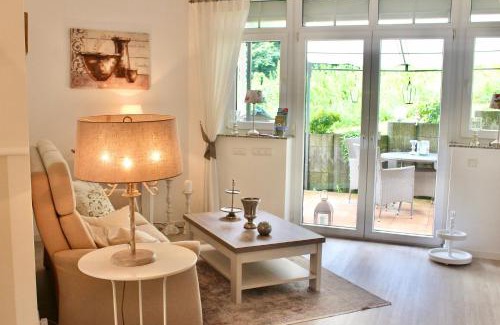 Oerlinghausen Apartamento | Ferienwohnung Pipergast mit Terrasse