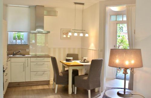 Oerlinghausen Apartamento | Ferienwohnung Pipergast mit Terrasse