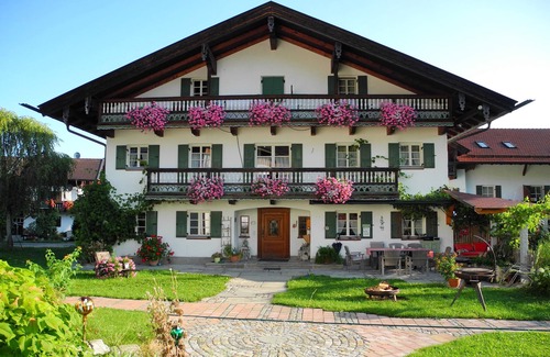 Bad Feilnbach Apartamento | Ferienwohnung Quitte 100 qm bis 6 Personen