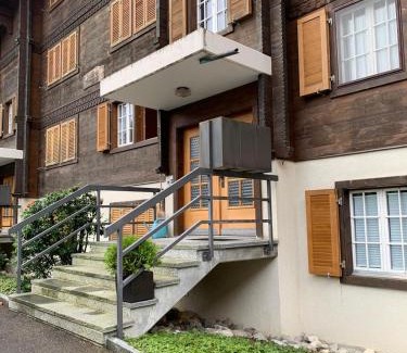 Zweisimmen Apartamento | Ferienwohnung Résidence Sonnegg - Hein