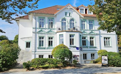Kuhlungsborn Ost Apartamento | Ferienwohnung Rebecca