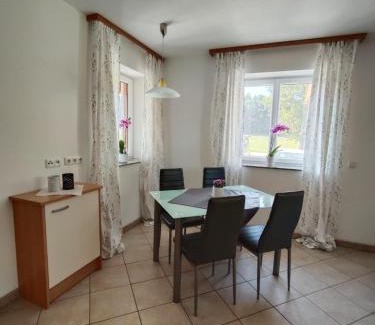 Regau Apartamento | Ferienwohnung Regau