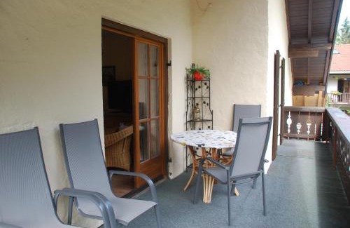 Obergrainau Apartamento | Ferienwohnung Renate