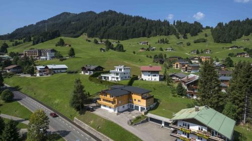 Hirschegg Apartamento | Ferienwohnung Riezler