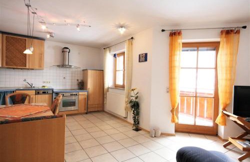 Steinach Apartamento | Ferienwohnung Romi