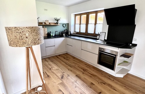 Siegsdorf Apartamento | Ferienwohnung Rosalie, 100m², 2 Schlafzi