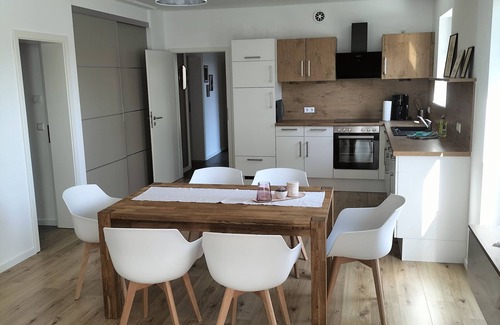 Ebensfeld Apartamento | Ferienwohnung Rote Leite, Schöne Fewo mit Moderner Einrichtung in Ruhiger Lage