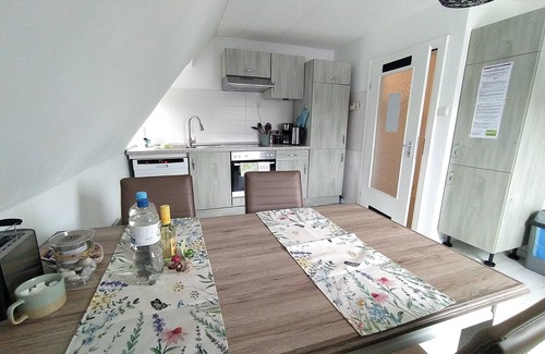 Meschede Apartamento | Ferienwohnung Ruhe am Walde