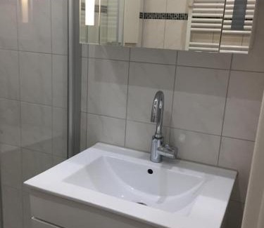 Heiligenhafen Apartamento | Ferienwohnung Sandküste mit Strandkorb & Indoor Spielplatz
