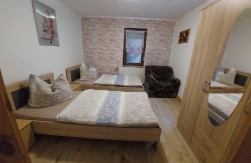 Ruhla Apartamento | Ferienwohnung Schlothauer 1