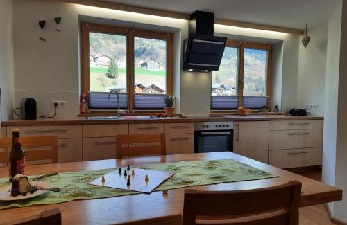 Silbertal Apartamento | Ferienwohnung Schrofamühli