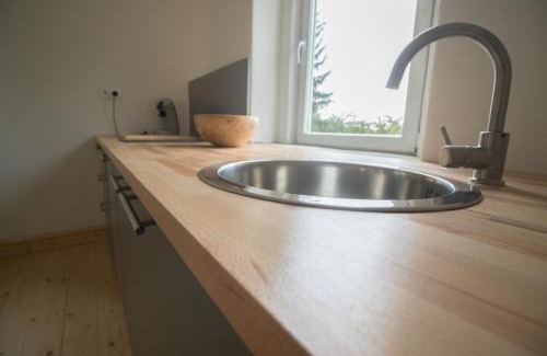 Ostrau Apartamento | Ferienwohnung Schwalbennest