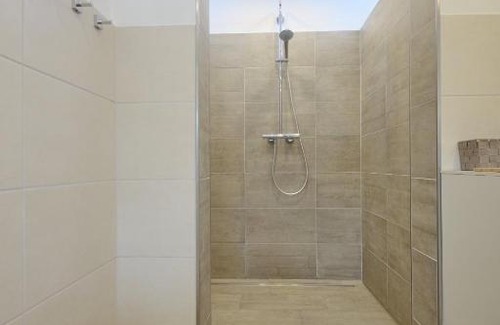 Wiefelstede Apartamento | Ferienwohnung Schwarting