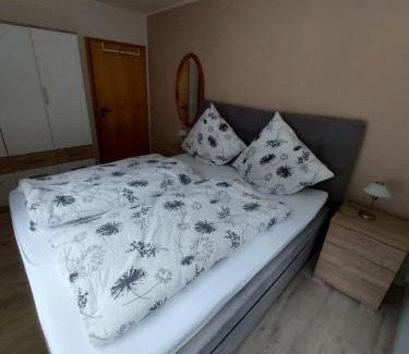 Niedersfeld Apartamento | Ferienwohnung See & Bergblick