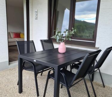 Niedersfeld Apartamento | Ferienwohnung Seeblick Winterberg