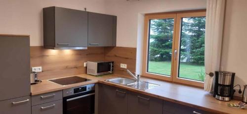 Michelsneukirchen Apartamento | Ferienwohnung Sonnenplatzl