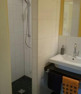 Wiefelstede Apartamento | Ferienwohnung Sommerhus