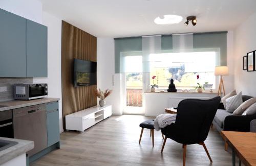 Niedersfeld Apartamento | Ferienwohnung Sonnenblick Balkony - WIFI - New & Modern - Winterberg - Niedersfeld