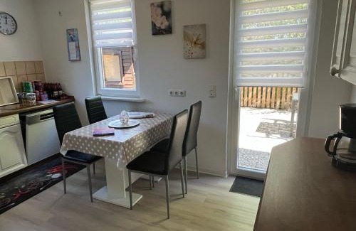 Uelzen Apartamento | Ferienwohnung Sonnenschein Garten