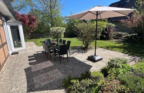 Uelzen Apartamento | Ferienwohnung Sonnenschein Garten