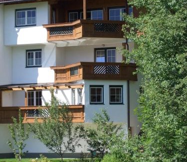 Hainzenberg Apartamento | Ferienwohnung Sonnentraum