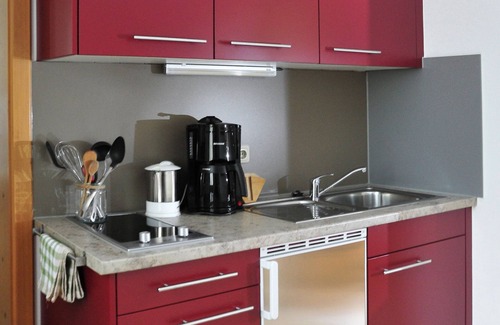 Bad Feilnbach Apartamento | Apartamento Sulzberg hasta 3 personas, 1 dormitorio separado, planta baja, terraza orientada al sur