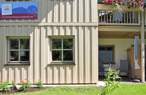 Bad Feilnbach Apartamento | Apartamento Sulzberg hasta 3 personas, 1 dormitorio separado, planta baja, terraza orientada al sur