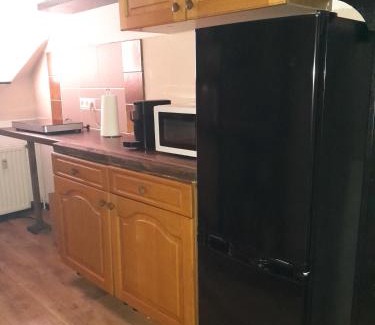 Gerolstein Apartamento | Ferienwohnung "Unter der Löwenburg"