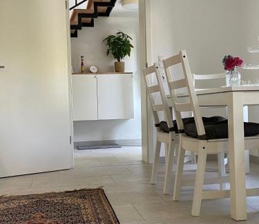Neuwied Apartamento | Ferienwohnung Utes Stube