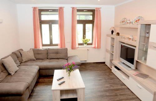 Koenigstein Casa | Ferienwohnung Villa AusZeit