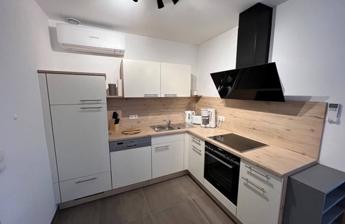 Sinzing Apartamento | Ferienwohnung Villa Bachfischer mit Blick ins Grüne