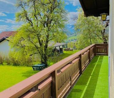 Adnet Apartamento | Ferienwohnung Wallmerhof am ländlichen Wimberg