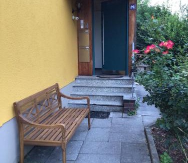 Oberdorla Apartamento | Ferienwohnung Weißenau