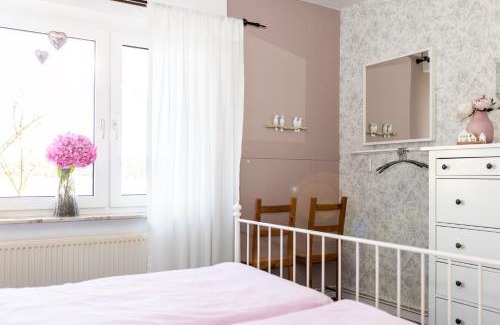 Backemoor Apartamento | Ferienwohnung Wiesenzauber - Ruhige Lage am Stadtrand von Leer & Nähe Papenburg