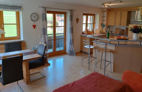 Ofterschwang Apartamento | Ferienwohnung Wikasa