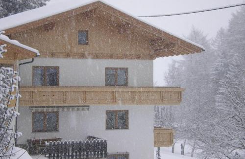 Trins Apartamento | Ferienwohnung Wolf