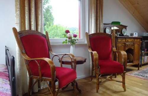 Loewenstein Apartamento | Ferienwohnung Zeitlos