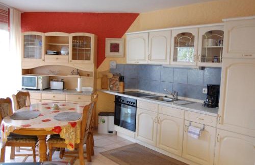 Rockeskyll Apartamento | Ferienwohnung Zinn