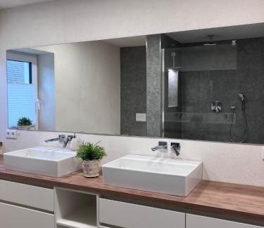 Monschau Apartamento | Ferienwohnung zum Belgenbachtal