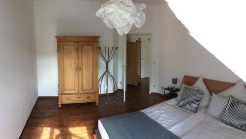Maasdorf Apartamento | Ferienwohnung zum Storchennest