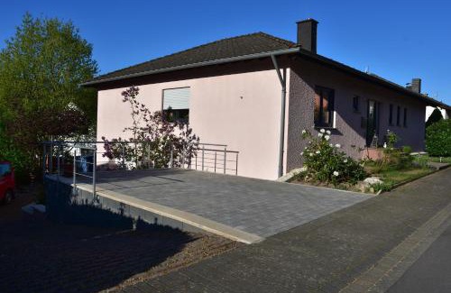 Ockfen Apartamento | Ferienwohnung Zum Geisberg