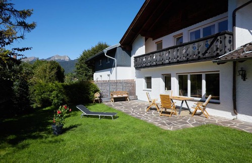 Kruen Apartamento | Ferienwohnung zum Hirschgarten