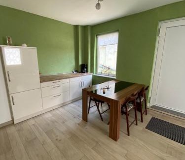 Naumburg Apartamento | Ferienwohnung Zum Saaletalblick