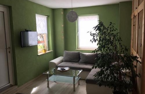 Naumburg Apartamento | Ferienwohnung Zum Saaletalblick